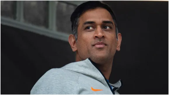 dhoni smile123