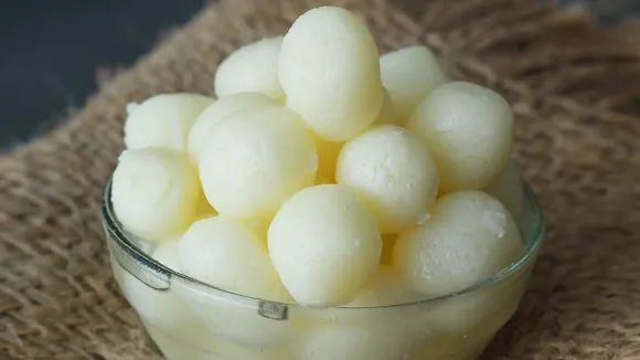 white gulab jamun