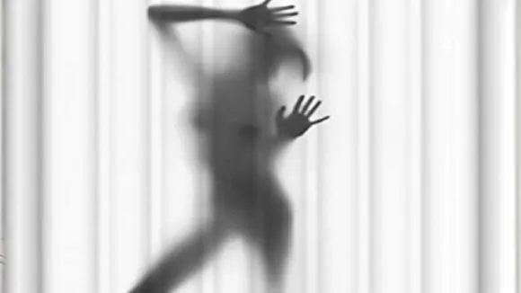 Nude Blurr Photo