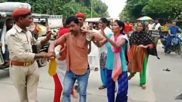 saali ne jeeja ko chapplon se peeta