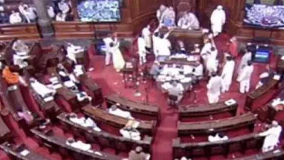 कोरोना वायरस की वजह से 2 साल तक सांसद निधि पर जारी रहेगी रोक