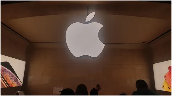 Apple-Facebook