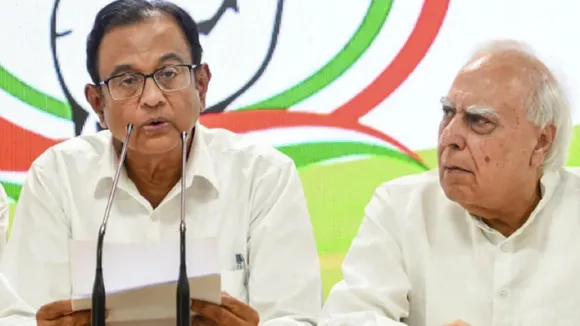 P Chidambaram Kapil Sibal
