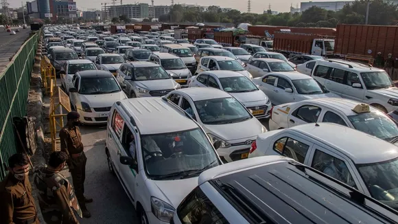 trafic jam delhi gurugram border