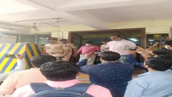 Mumbai Dabbawala officer arrested in Lone fraud case