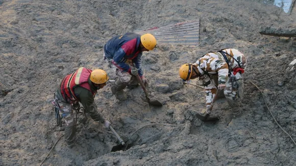 आपदा में अभी तक 30 की मौत, रेस्क्यू ऑपरेशन जारी
