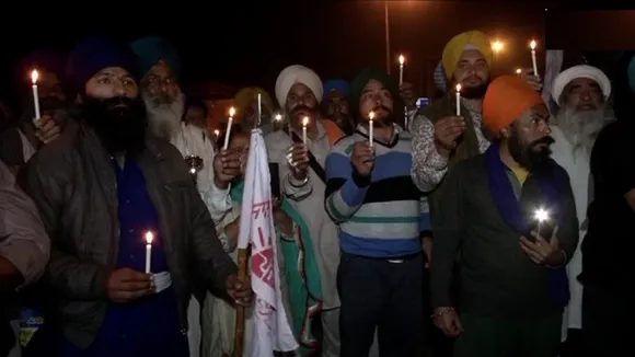 पुलवामा में शहीद हुए सपूतों को दी श्रद्धांजलि