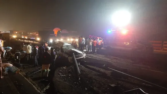 road accident mumbai pune expressway