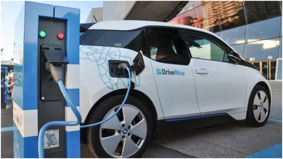 इलेक्ट्रिक वाहन (Electric Vehicle)