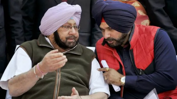 सीएम अमरिंदर सिंह के साथ सिद्धू