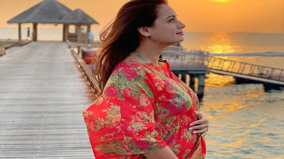 dia mirza