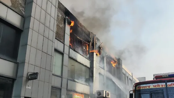Fire in Jaipuria Mall Ghaziabad