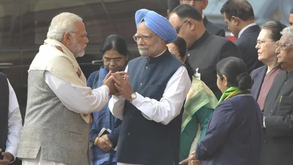 manmohan singh with pm modi