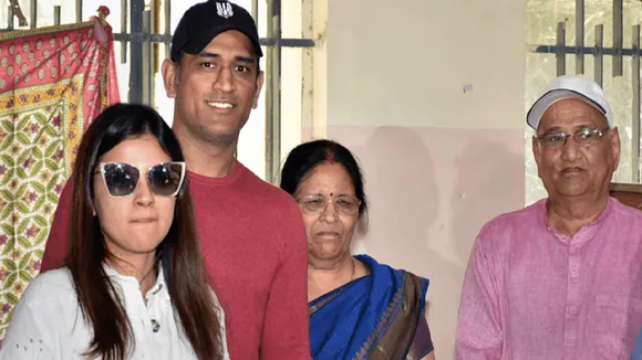 MS Dhoni family