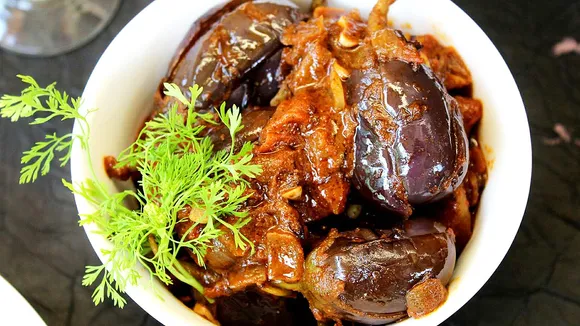 bharwa bengain