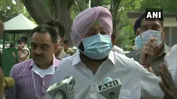 captain  Amarinder Singh