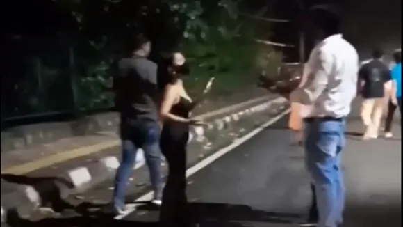 delhi girl molestion
