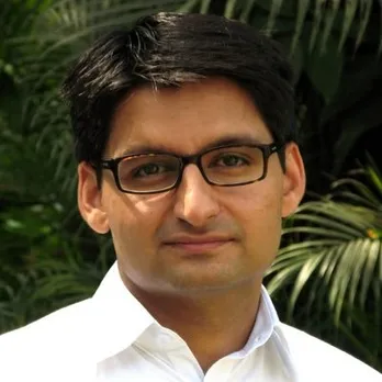 Deepender HoodaPhototwitter