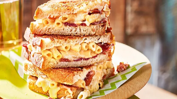 Macaroni Cheese Sandwich