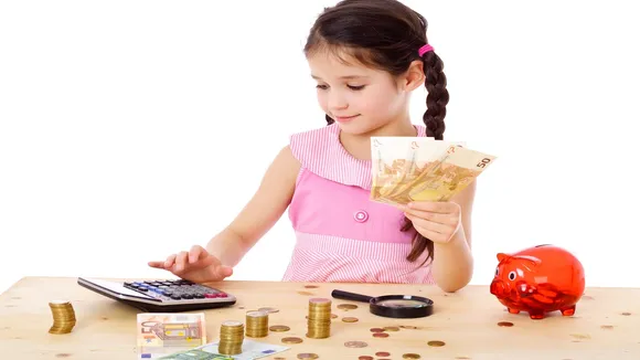ways to teach financial literacy to your kids