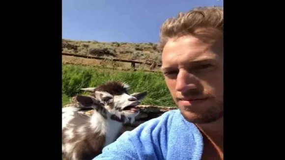 selfie with goat32
