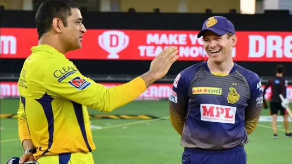 Dhoni vs Morgan