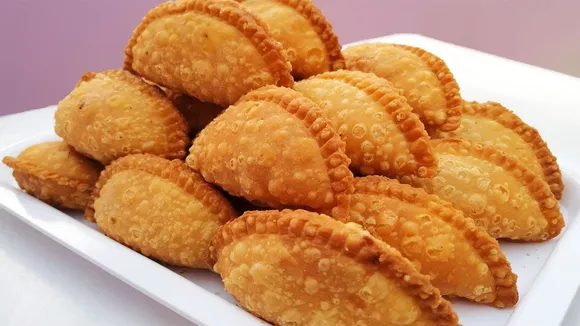 Gud Sonth Gujiya Recipe