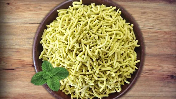 palak pudina sev recipe