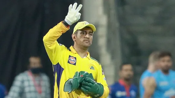 csk and dhoni wants these three players