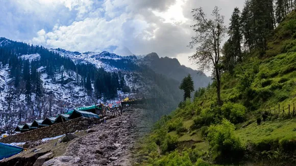 Travel to Kasol on weekend