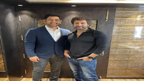 MS Dhoni Chiyan Vikram