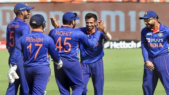ind vs wi 2nd odi live score updates kl rahul rohit sharma virat kohli
