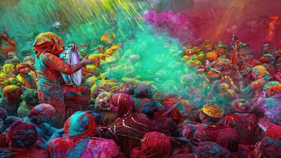 Holi 2022