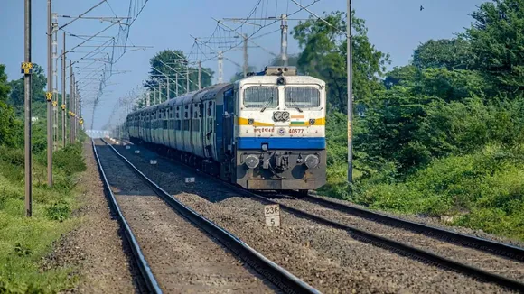 न ईंधन न कोयला न डीजल, धरती मां के चमत्कार से चलेगी ये खास ट्रेन