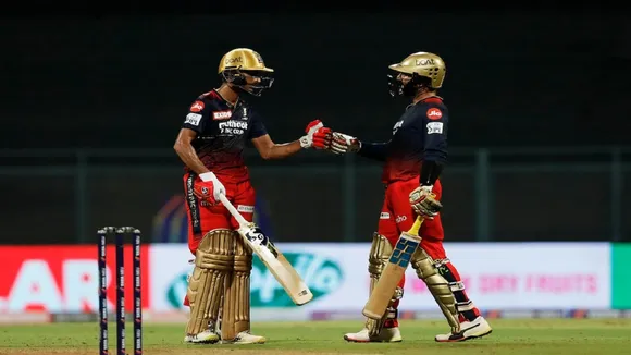 dinesh karthik best finisher in ipl 2022 rcb virat kohli