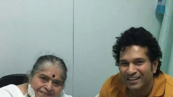 Sachin Tendulkar with Mother