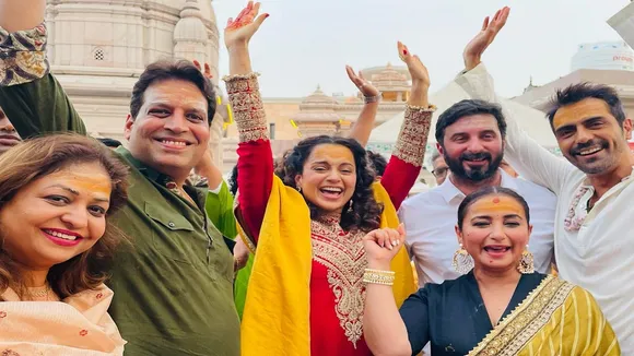 kangana at kashi vishvanath