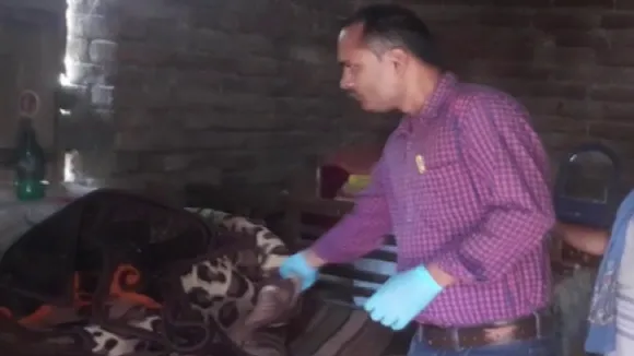 A minor girl in Muzaffarpur hospitalised after she was attacked with acid