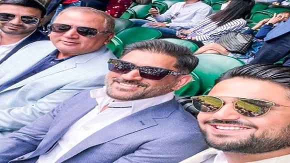 ms dhoni spotted in wimbledon to see sania mirza match