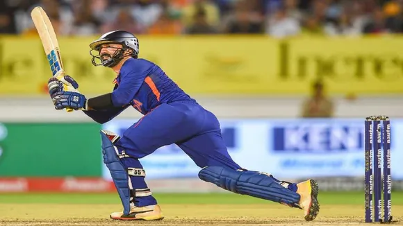 dinesh karthik play like ms dhoni in india vs west indies t20