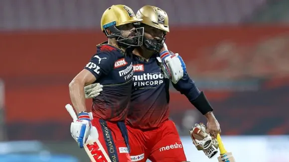 Virat Kohli Dinesh Karthik
