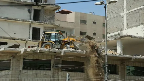 Bulldozer in Omex society