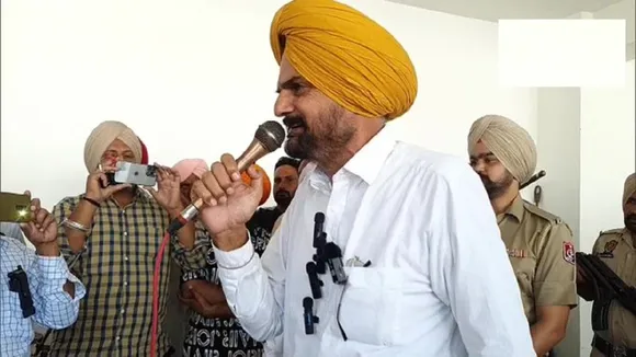 Sidhu Moosewala Father