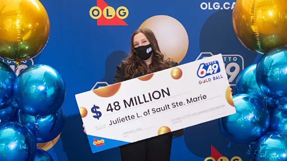 Ontario teen wins 48M Dollers lotto jackpot on first ever ticket