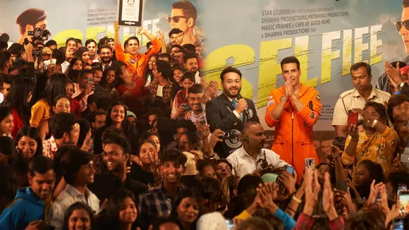 Akshay Kumar selfie