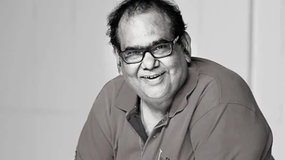 Satish kaushik  2