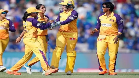 mi vs up match update in hindi wpl 2023