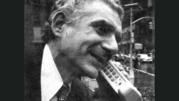 Martin Cooper  2