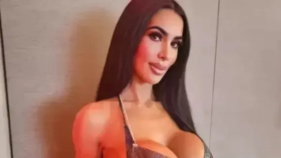 Kim Look alike
