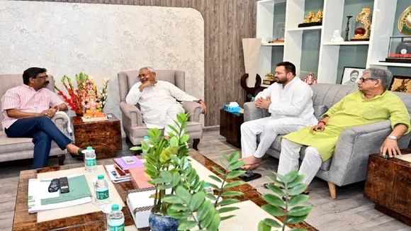nitish kumar and hemant soren